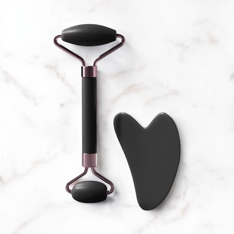Gua-Sha et Rouleau Visage - À Nos Soins